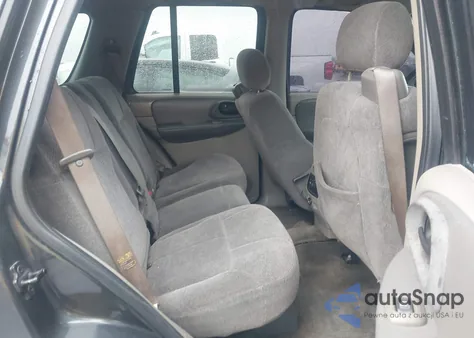 2004 Chevrolet Trailblazer Ls from USA, damaged, VIN 1GNDS13S242187449